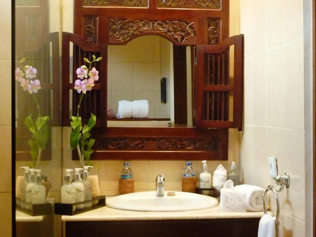 Villa Petra Seminyak  Seminyak (Bali)